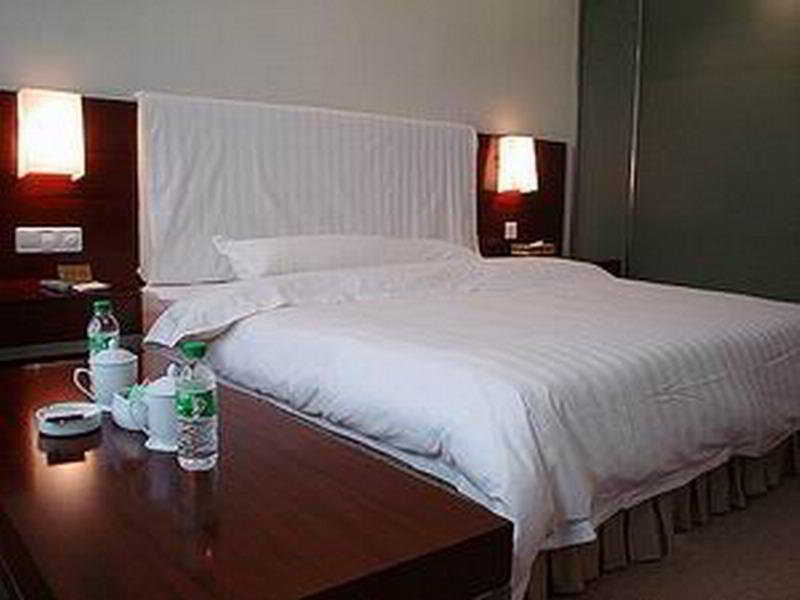 Ya Hua Grand Hotel Τσανγκσά Δωμάτιο φωτογραφία
